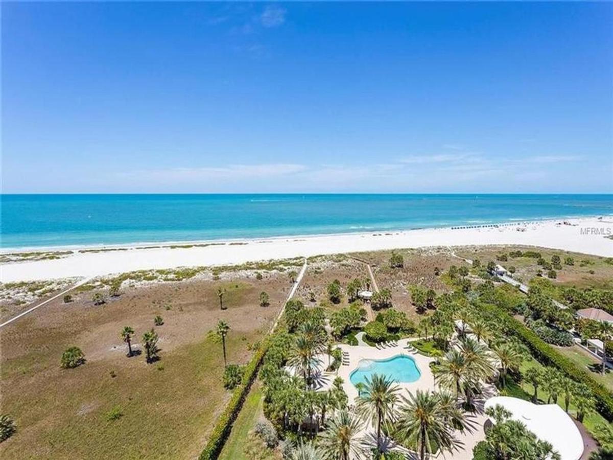 Meridian 1001 - A Spacious Beachfront Condo Clearwater Beach Exterior photo