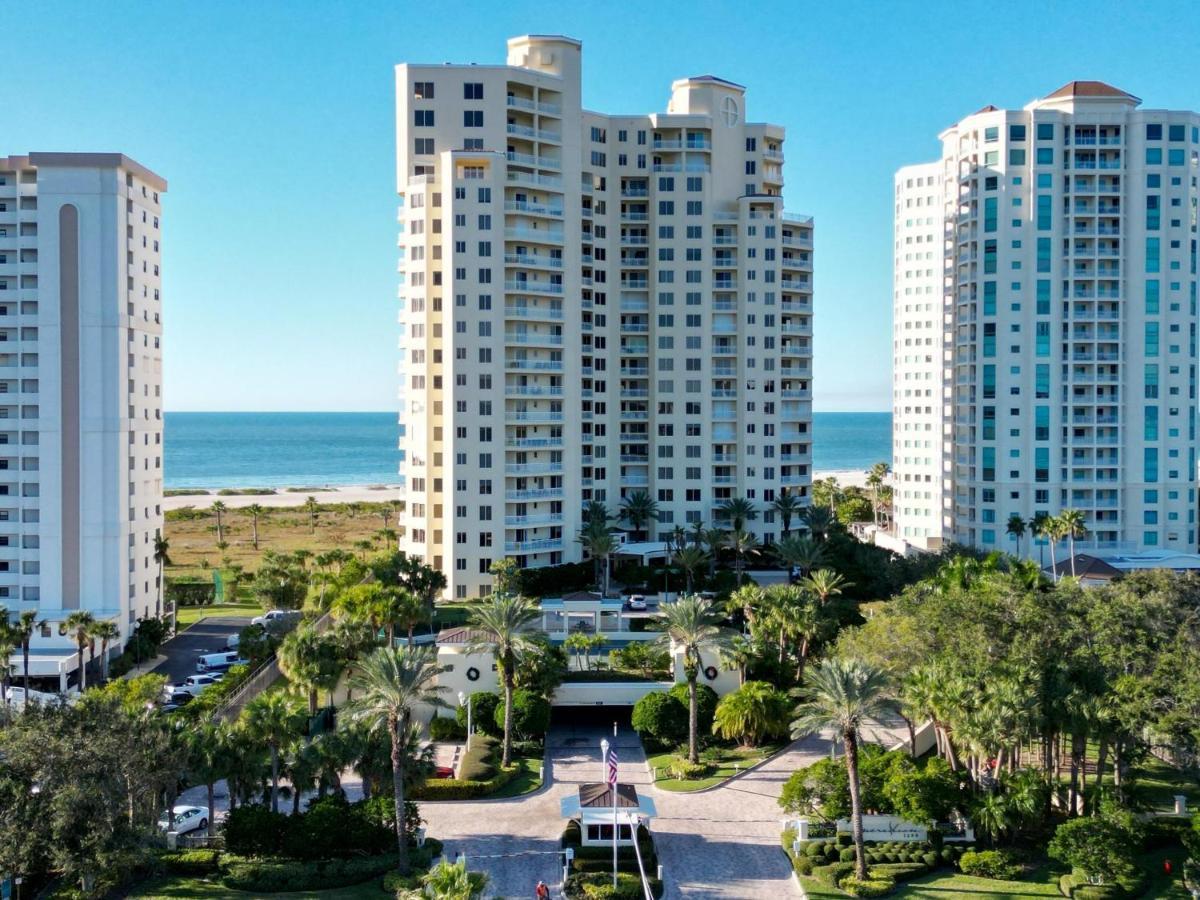 Meridian 1001 - A Spacious Beachfront Condo Clearwater Beach Exterior photo